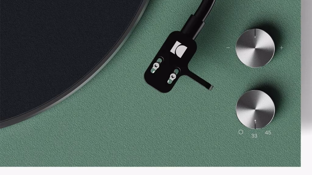 Kanto Audio OBI3 turntable